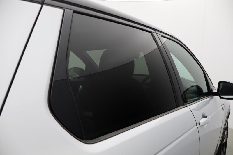 2024 (24) LAND ROVER DISCOVERY SPORT 2.0 D200 Dynamic HSE 5dr Auto [7 Seat] 5246670