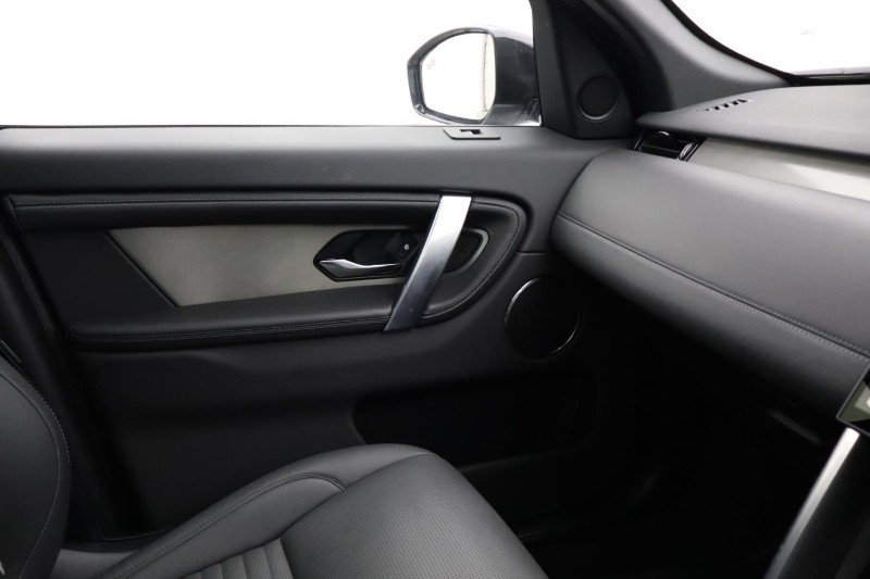 2024 (24) LAND ROVER DISCOVERY SPORT 2.0 D200 Dynamic HSE 5dr Auto [7 Seat] 5246707