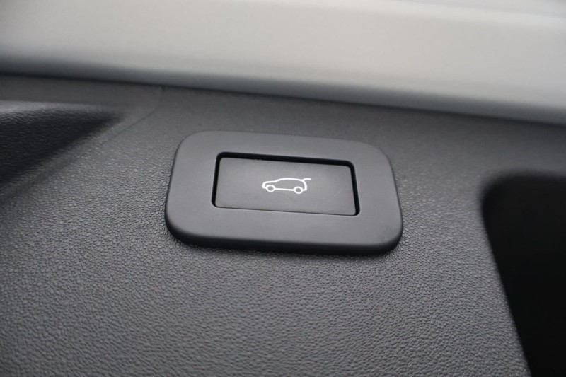 2024 (24) LAND ROVER DISCOVERY SPORT 2.0 D200 Dynamic HSE 5dr Auto [7 Seat] 5246664