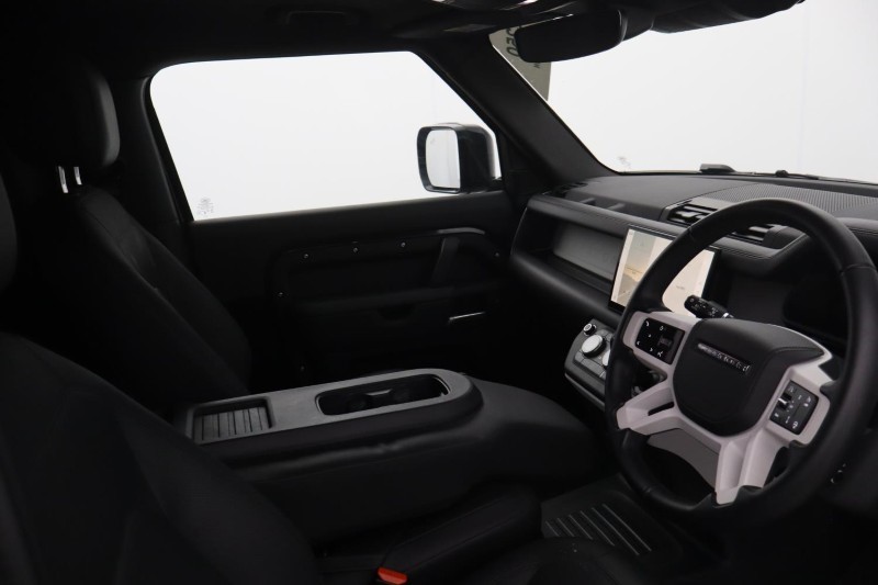 2025 (25) LAND ROVER COMMERCIAL DEFENDER 3.0 D350 Hard Top X-Dynamic HSE Auto [3 Seat] 5251982