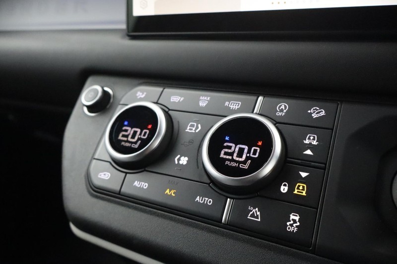 2025 (25) LAND ROVER COMMERCIAL DEFENDER 3.0 D350 Hard Top X-Dynamic HSE Auto [3 Seat] 5251990