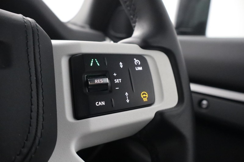 2025 (25) LAND ROVER COMMERCIAL DEFENDER 3.0 D350 Hard Top X-Dynamic HSE Auto [3 Seat] 5251988