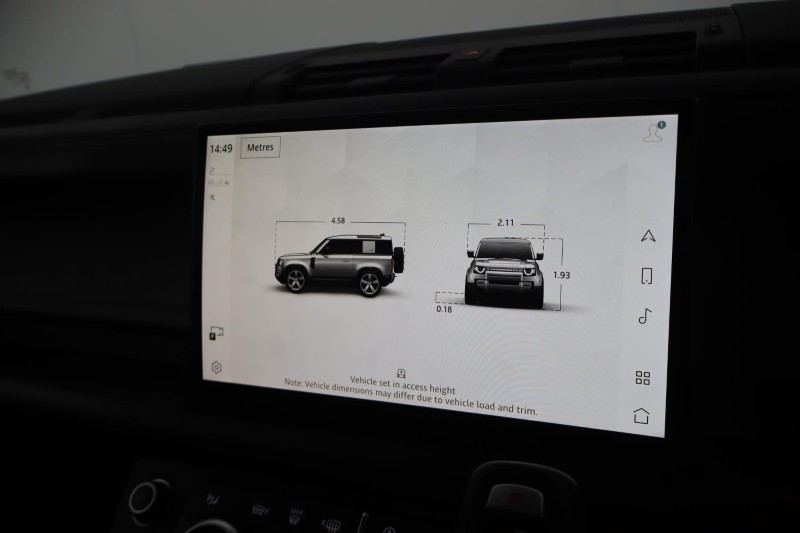 2021 (71) LAND ROVER DEFENDER 3.0 D250 X-Dynamic HSE 90 3dr Auto 5267899