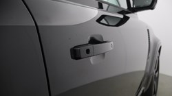 2021 (71) LAND ROVER DEFENDER 3.0 D250 X-Dynamic HSE 90 3dr Auto 5267867