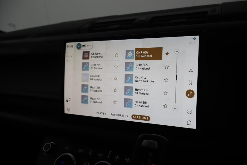 2021 (71) LAND ROVER DEFENDER 3.0 D250 X-Dynamic HSE 90 3dr Auto 5267901