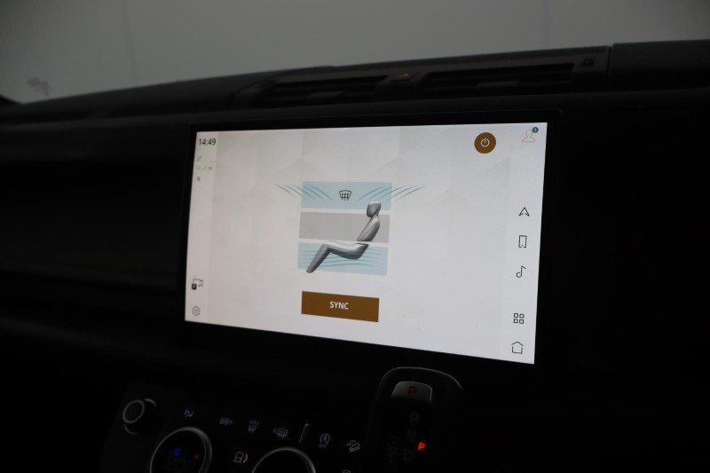 2021 (71) LAND ROVER DEFENDER 3.0 D250 X-Dynamic HSE 90 3dr Auto 5267893