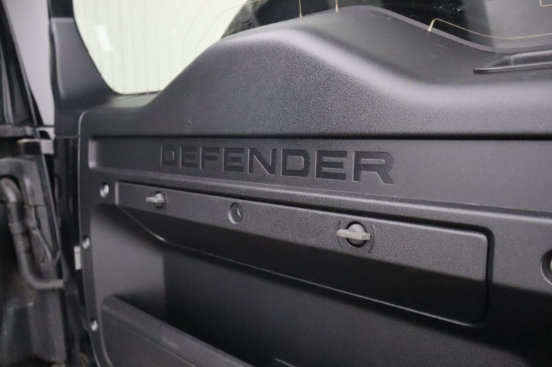 2021 (71) LAND ROVER DEFENDER 3.0 D250 X-Dynamic HSE 90 3dr Auto 5267861