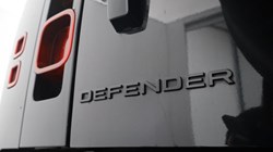2021 (71) LAND ROVER DEFENDER 3.0 D250 X-Dynamic HSE 90 3dr Auto 5267859