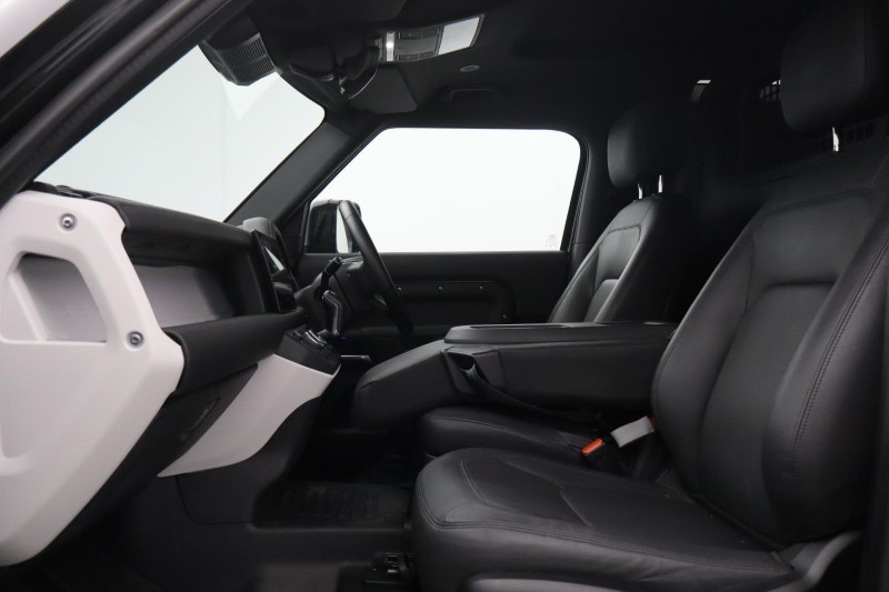 2025 (25) LAND ROVER COMMERCIAL DEFENDER 3.0 D350 Hard Top X-Dynamic HSE Auto [3 Seat] 5255774