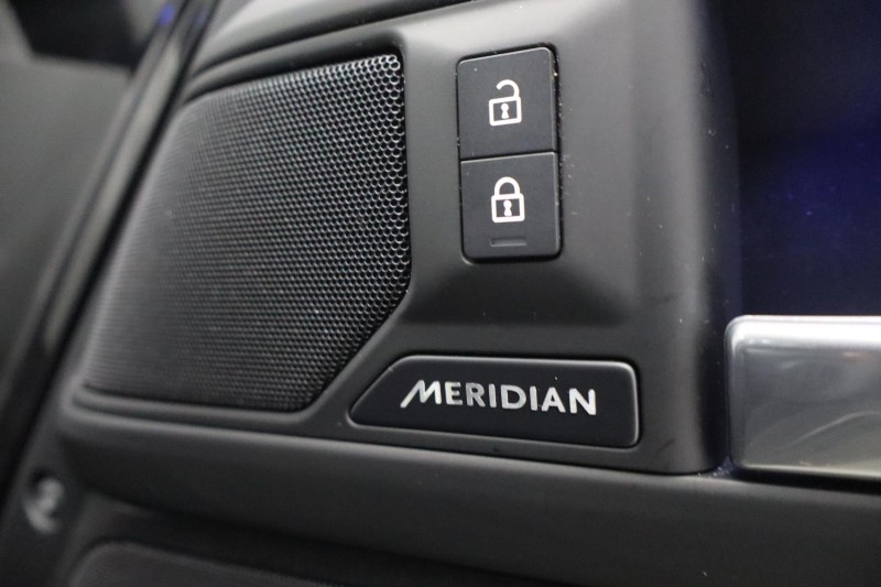 2025 (25) LAND ROVER COMMERCIAL DEFENDER 3.0 D350 Hard Top X-Dynamic HSE Auto [3 Seat] 5255813