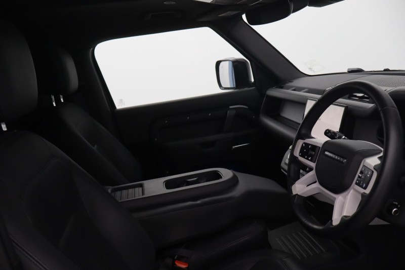 2025 (25) LAND ROVER COMMERCIAL DEFENDER 3.0 D350 Hard Top X-Dynamic HSE Auto [3 Seat] 5255790