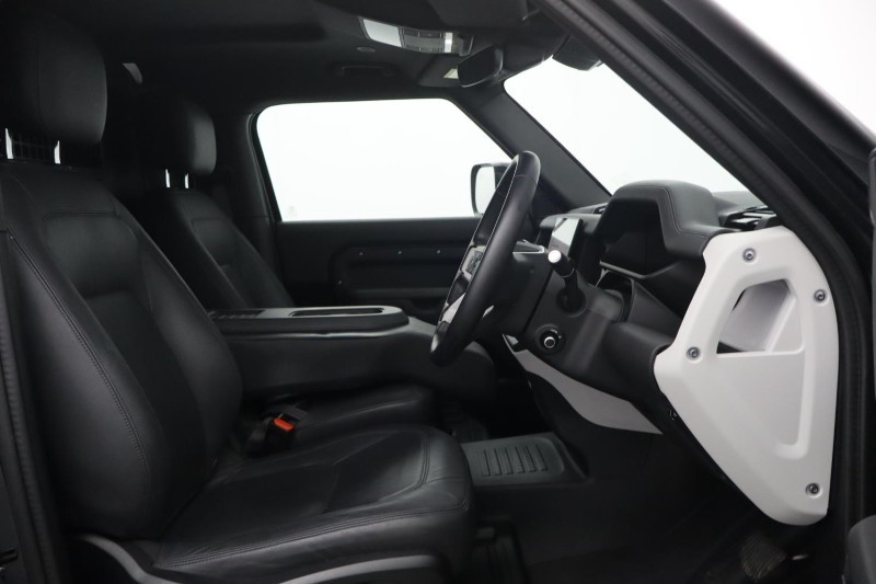 2025 (25) LAND ROVER COMMERCIAL DEFENDER 3.0 D350 Hard Top X-Dynamic HSE Auto [3 Seat] 5255789