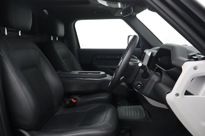 2025 (25) LAND ROVER COMMERCIAL DEFENDER 3.0 D350 Hard Top X-Dynamic HSE Auto [3 Seat] 5255788