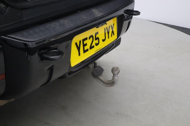 2025 (25) LAND ROVER COMMERCIAL DEFENDER 3.0 D350 Hard Top X-Dynamic HSE Auto [3 Seat] 5255771