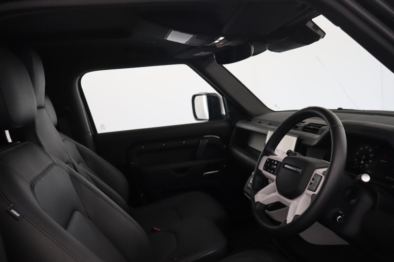 2025 (25) LAND ROVER COMMERCIAL DEFENDER 3.0 D350 Hard Top X-Dynamic HSE Auto [3 Seat] 5269154