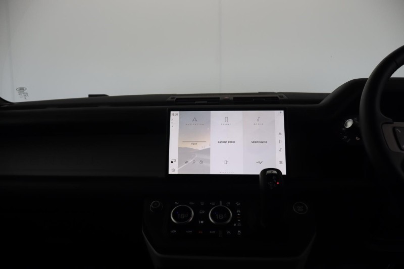 2025 (25) LAND ROVER COMMERCIAL DEFENDER 3.0 D350 Hard Top X-Dynamic HSE Auto [3 Seat] 5269155