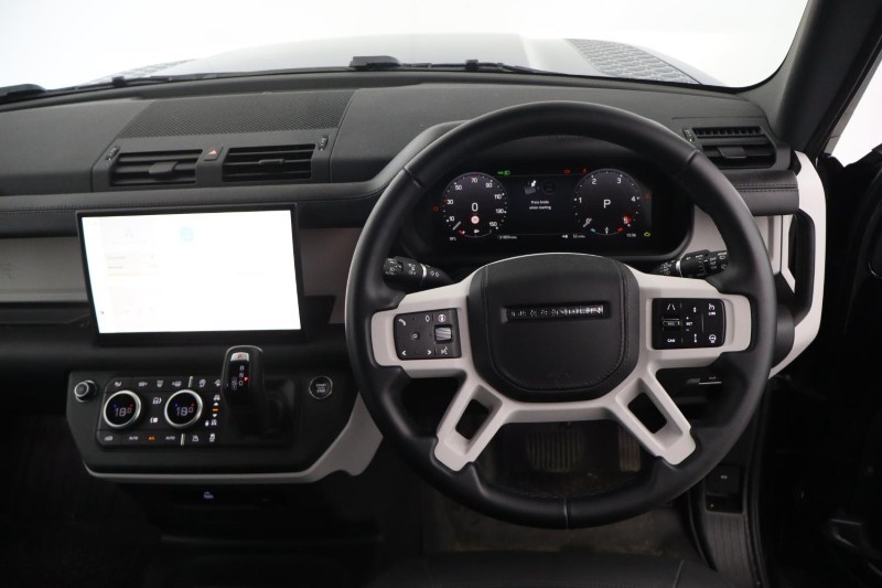 2025 (25) LAND ROVER COMMERCIAL DEFENDER 3.0 D350 Hard Top X-Dynamic HSE Auto [3 Seat] 5269152