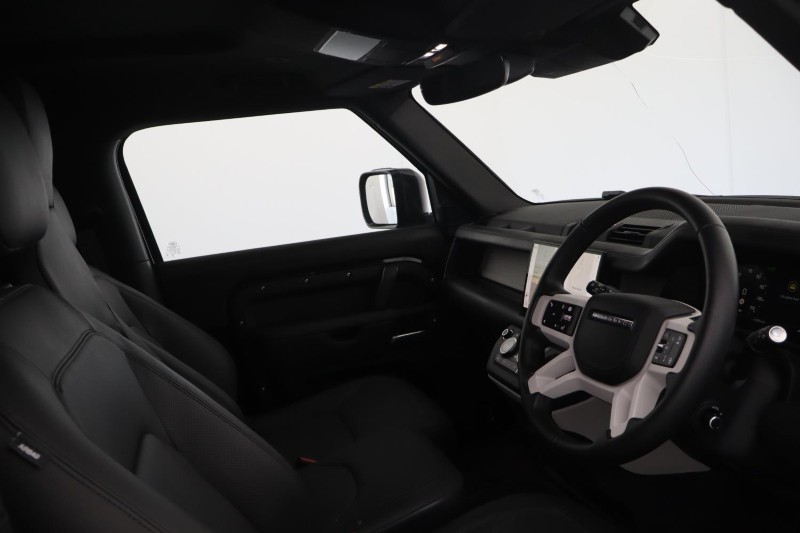 2025 (25) LAND ROVER COMMERCIAL DEFENDER 3.0 D350 Hard Top X-Dynamic HSE Auto [3 Seat] 5269153