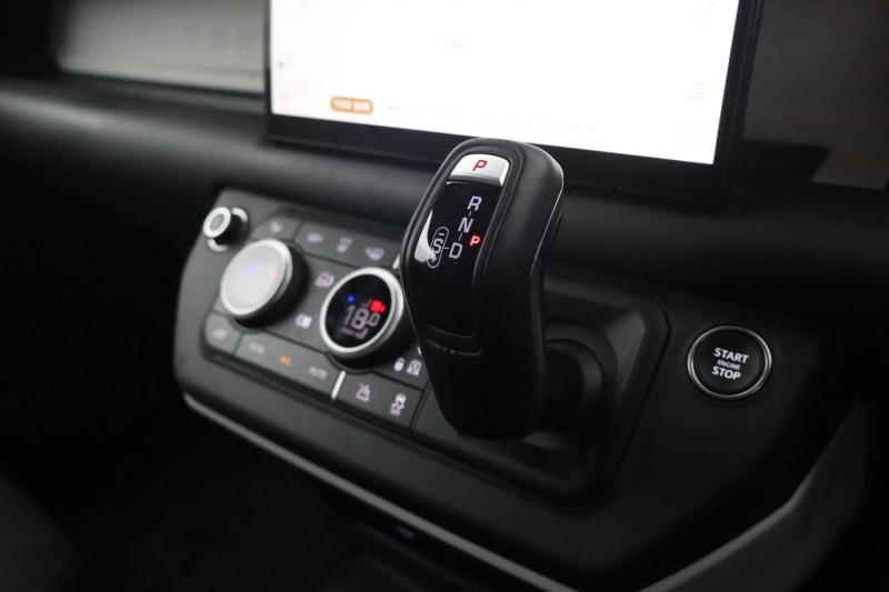 2025 (25) LAND ROVER COMMERCIAL DEFENDER 3.0 D350 Hard Top X-Dynamic HSE Auto [3 Seat] 5269165