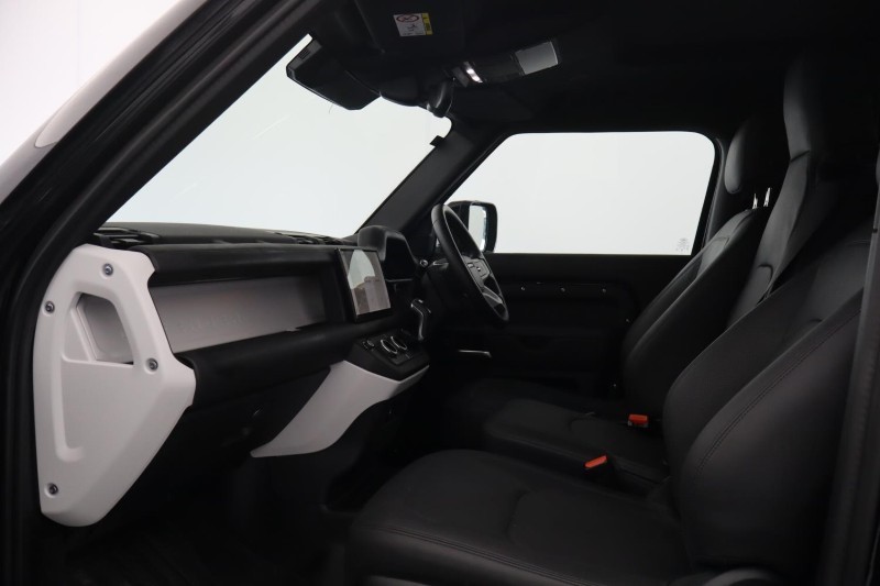 2025 (25) LAND ROVER COMMERCIAL DEFENDER 3.0 D350 Hard Top X-Dynamic HSE Auto [3 Seat] 5269148