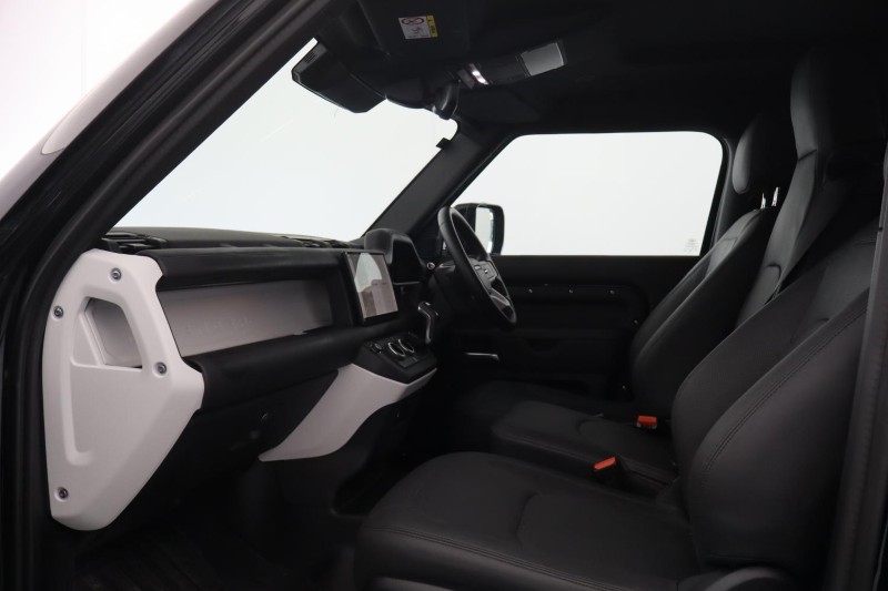 2025 (25) LAND ROVER COMMERCIAL DEFENDER 3.0 D350 Hard Top X-Dynamic HSE Auto [3 Seat] 5269149