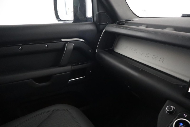 2025 (25) LAND ROVER COMMERCIAL DEFENDER 3.0 D350 Hard Top X-Dynamic HSE Auto [3 Seat] 5269170
