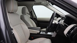 2019 (69) LAND ROVER DISCOVERY 3.0 SD6 HSE 5dr Auto 5252133