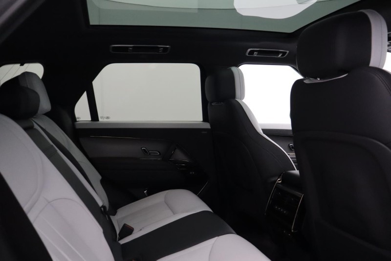 2022 (72) LAND ROVER RANGE ROVER SPORT 3.0 D300 Dynamic SE 5dr Auto 5242901