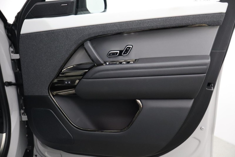 2022 (72) LAND ROVER RANGE ROVER SPORT 3.0 D300 Dynamic SE 5dr Auto 5242902