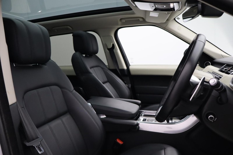 2022 (22) LAND ROVER RANGE ROVER SPORT 3.0 D300 HSE Silver 5dr Auto 5245870