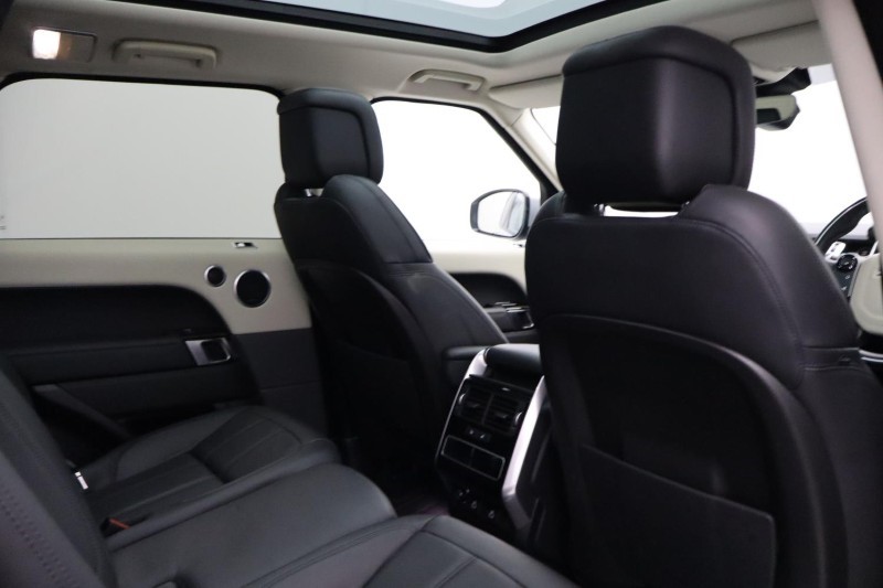 2022 (22) LAND ROVER RANGE ROVER SPORT 3.0 D300 HSE Silver 5dr Auto 5245839