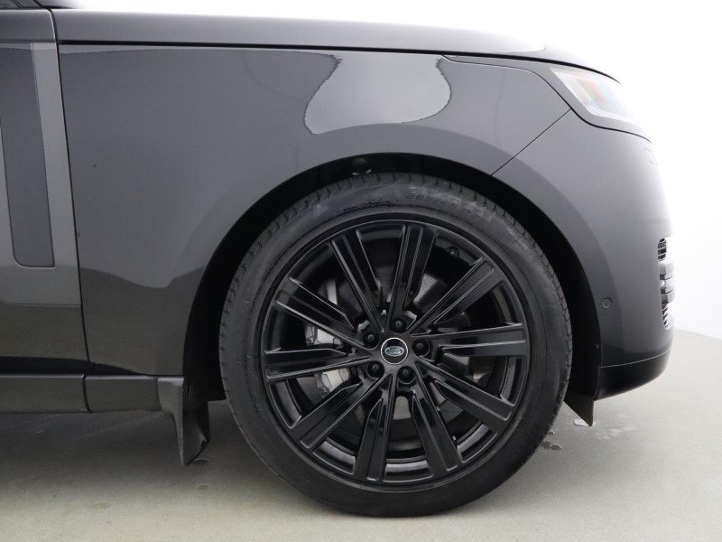 2022 (22) LAND ROVER RANGE ROVER 3.0 D300 SE 4dr Auto 5240326