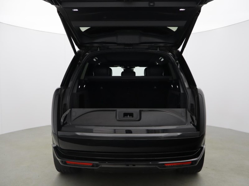 2022 (22) LAND ROVER RANGE ROVER 3.0 D300 SE 4dr Auto 5240308