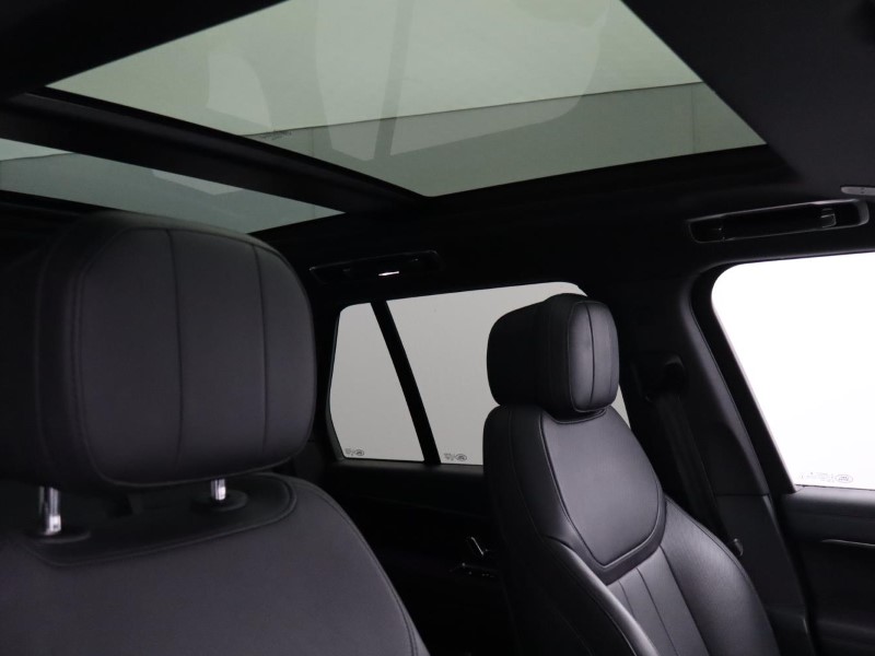 2022 (22) LAND ROVER RANGE ROVER 3.0 D300 SE 4dr Auto 5240324