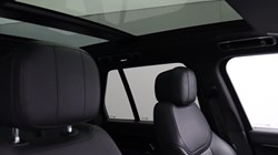 2022 (22) LAND ROVER RANGE ROVER 3.0 D300 SE 4dr Auto 5240324