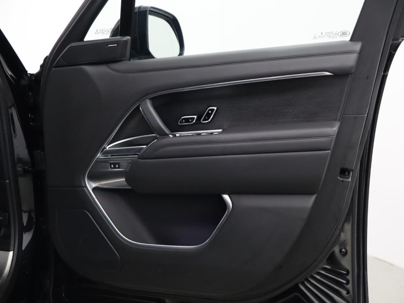 2022 (22) LAND ROVER RANGE ROVER 3.0 D300 SE 4dr Auto 5240320