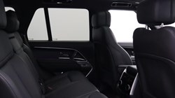 2022 (22) LAND ROVER RANGE ROVER 3.0 D300 SE 4dr Auto 5240318