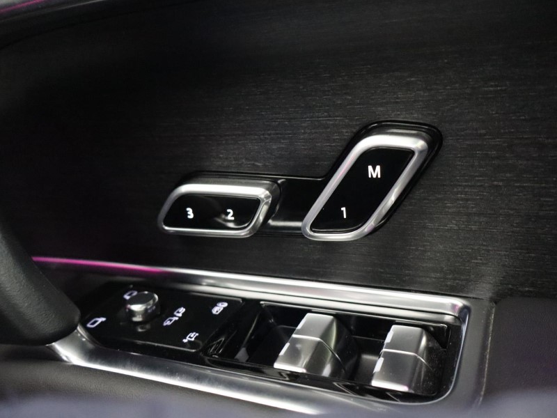 2022 (22) LAND ROVER RANGE ROVER 3.0 D300 SE 4dr Auto 5240355