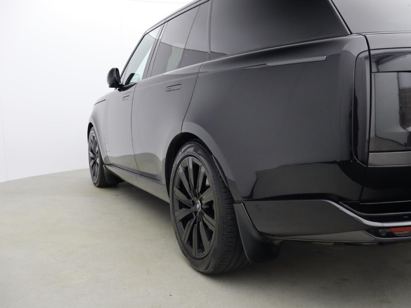 2022 (22) LAND ROVER RANGE ROVER 3.0 D300 SE 4dr Auto 5240306