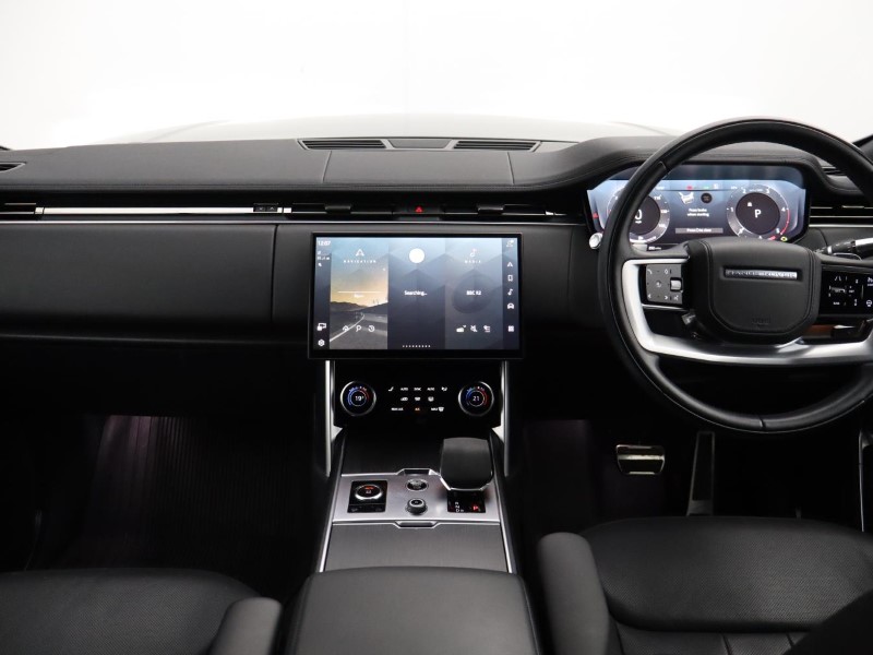 2022 (22) LAND ROVER RANGE ROVER 3.0 D300 SE 4dr Auto 5240334