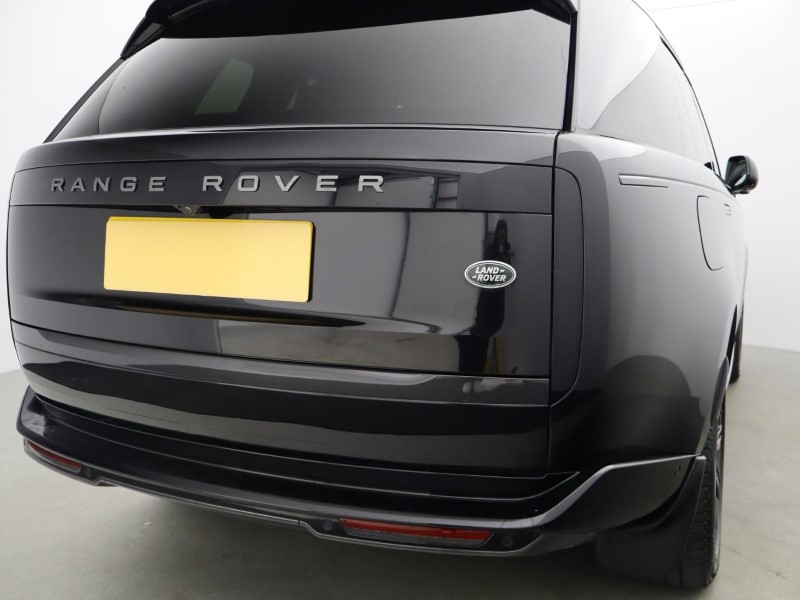 2022 (22) LAND ROVER RANGE ROVER 3.0 D300 SE 4dr Auto 5240304