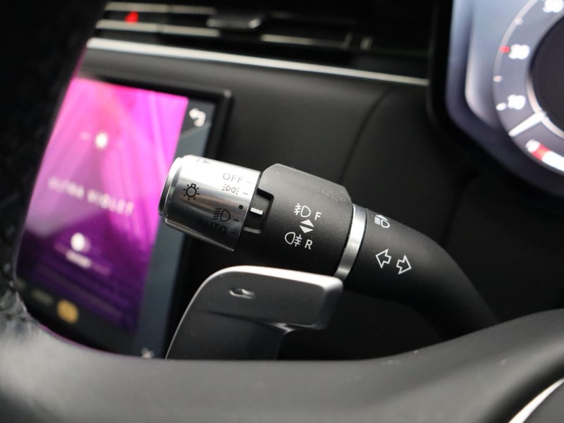 2022 (22) LAND ROVER RANGE ROVER 3.0 D300 SE 4dr Auto 5240356