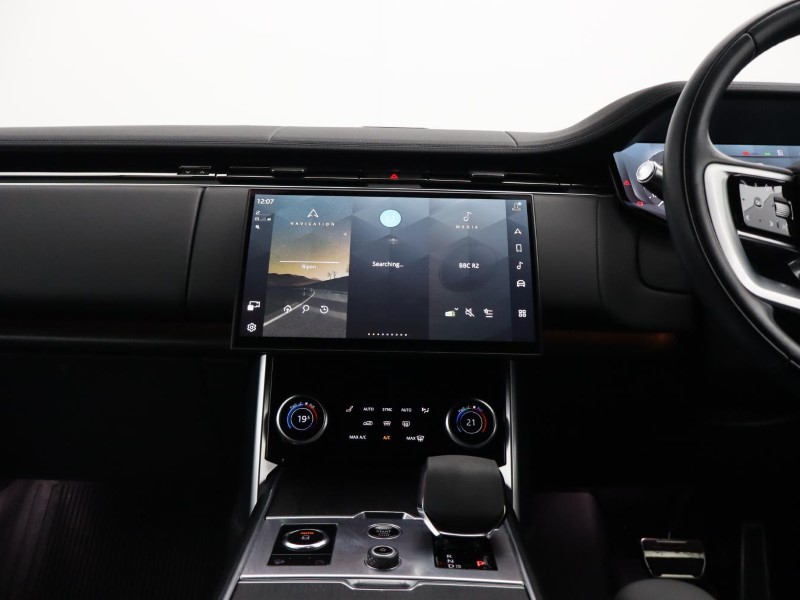 2022 (22) LAND ROVER RANGE ROVER 3.0 D300 SE 4dr Auto 5240337