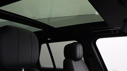 2022 (22) LAND ROVER RANGE ROVER 3.0 D300 SE 4dr Auto 5240359