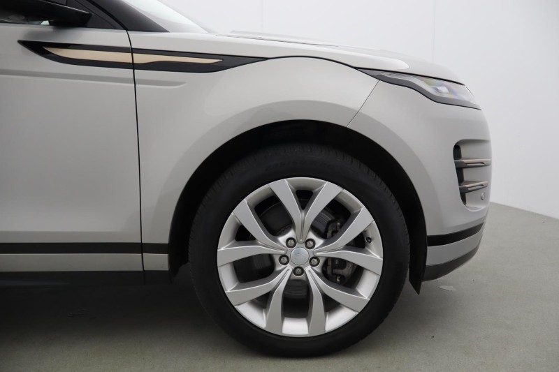 2023 (23) LAND ROVER RANGE ROVER EVOQUE 1.5 P300e R-Dynamic SE 5dr Auto 5240100