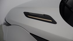 2023 (23) LAND ROVER RANGE ROVER EVOQUE 1.5 P300e R-Dynamic SE 5dr Auto 5240097