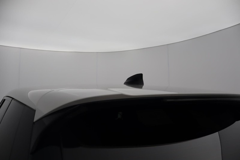 2023 (23) LAND ROVER RANGE ROVER EVOQUE 1.5 P300e R-Dynamic SE 5dr Auto 5240083