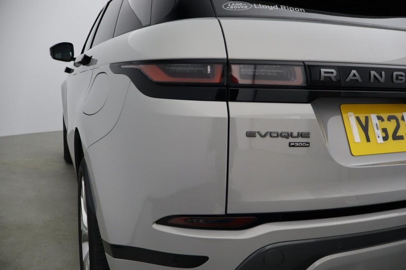 2023 (23) LAND ROVER RANGE ROVER EVOQUE 1.5 P300e R-Dynamic SE 5dr Auto 5240080
