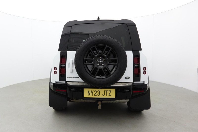 2023 (23) LAND ROVER DEFENDER 3.0 D250 X-Dynamic HSE 110 5dr Auto 5276735