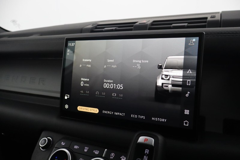 2023 (23) LAND ROVER DEFENDER 3.0 D250 X-Dynamic HSE 110 5dr Auto 5276653